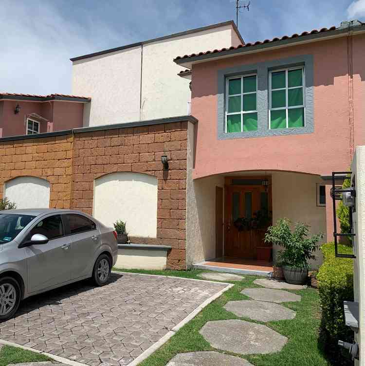 casa en venta paseo de la asuncion agricola bellavista metepec mexico pmym2c0